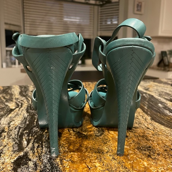 YSL Tribute Platform Heels - Picture 4 of 9